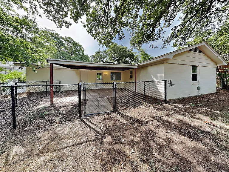 129 NE Michael Dr — Photo 16