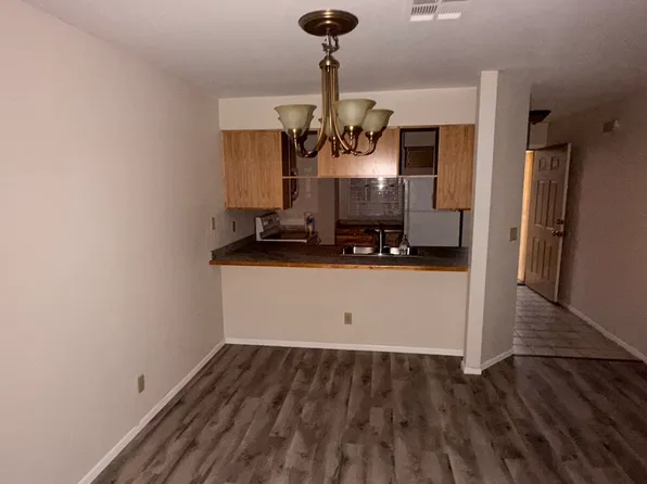 2032 Mesquite Ln APT 202, Laughlin, NV 89029