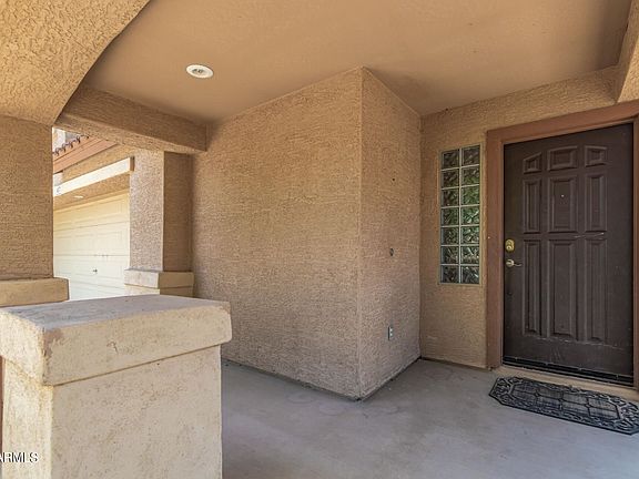 3rd image of 457 E Melanie St