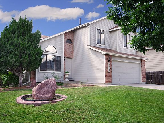 Nicely Landscaped Yard