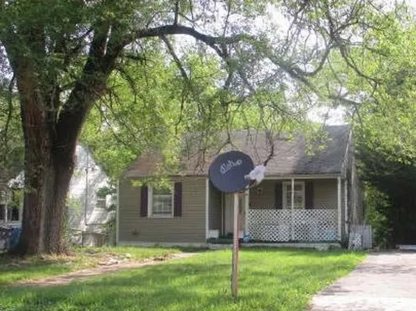537 36th St NW, Roanoke, VA 24017