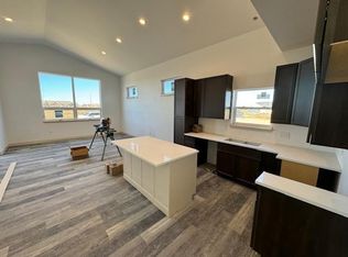 6667 Uecker Dr, Deforest, WI 53532