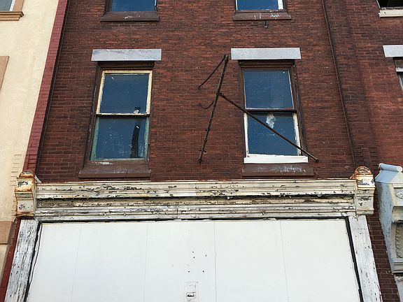 4th image of 2534 W Lehigh Ave