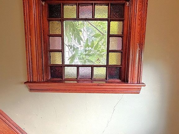 3rd image of 63 Howard St