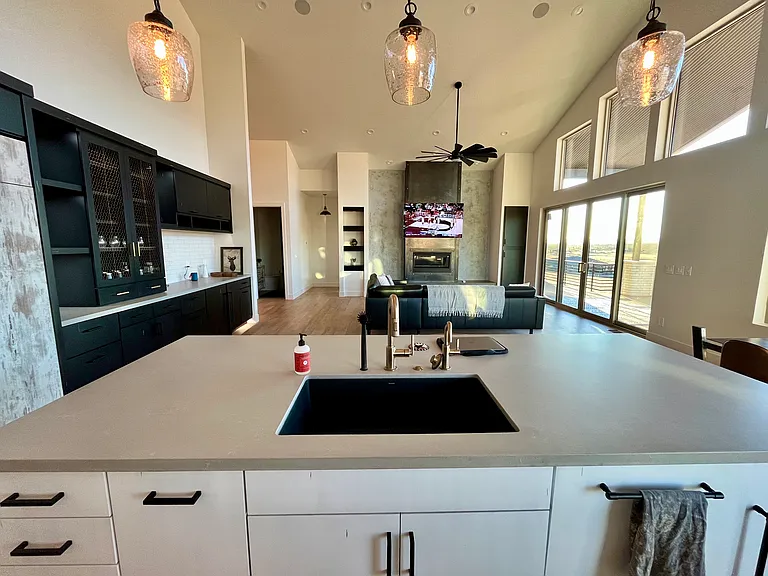 3505 W Friendly Meadow Rd — Photo 13