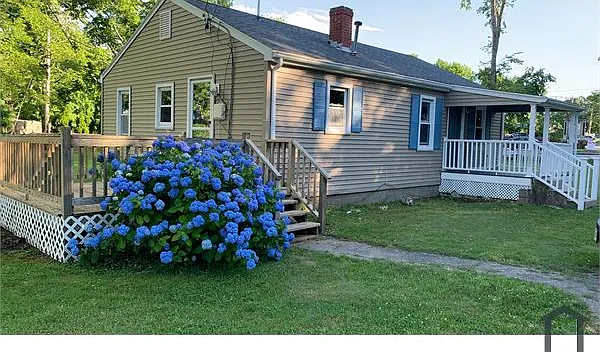 73 Careswell St — Photo 1