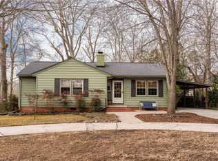 107 Forestdale Dr, Jamestown, NC 27282