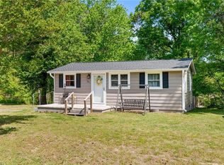 521 Cynthia Rd, Greensboro, NC 27406