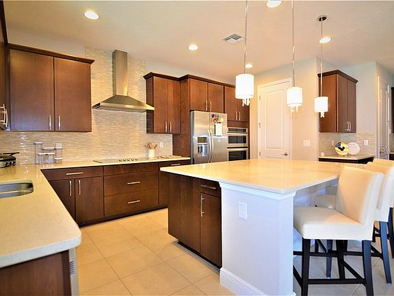 4th image of 8479 Pippen Dr
