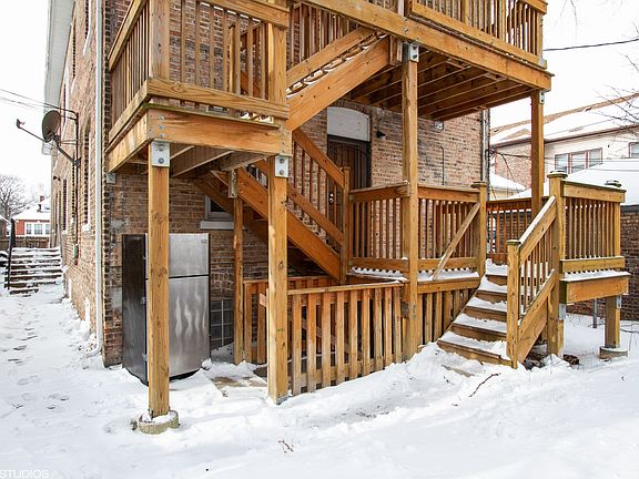 2nd image of 8637 S Saginaw Ave