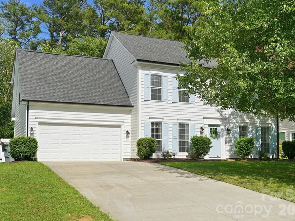 4611 Rock Stream Dr, Charlotte, NC 28269
