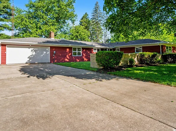 16172 Brookwood Dr, Buchanan, MI 49107