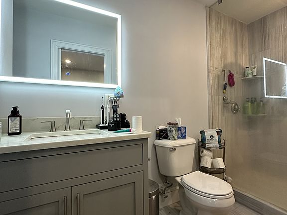 5th image of 27 Tower St #1