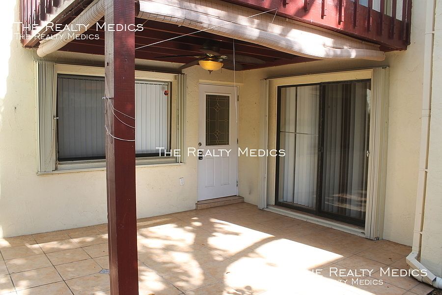 1st image of 8716 Hibiscus Ct