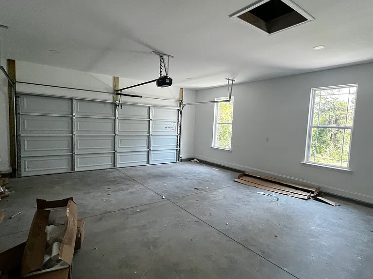 1421 White Horse Road Ext — Photo 9