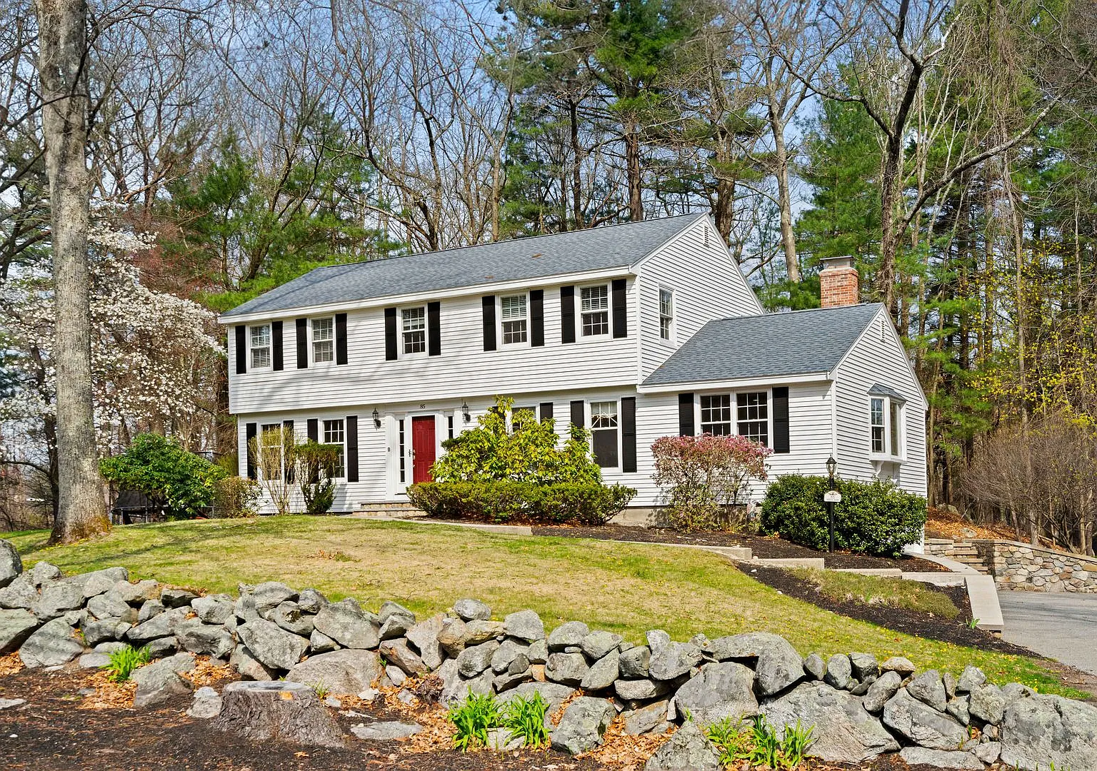 Beautiful Andover Single Family Home — Photo 1