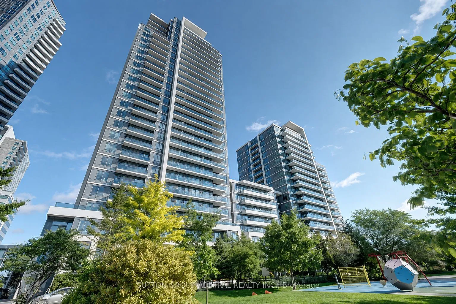 2 bed, $2,450 — Photo 1