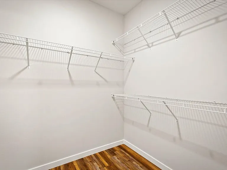 700 Hamilton Ave — Photo 15