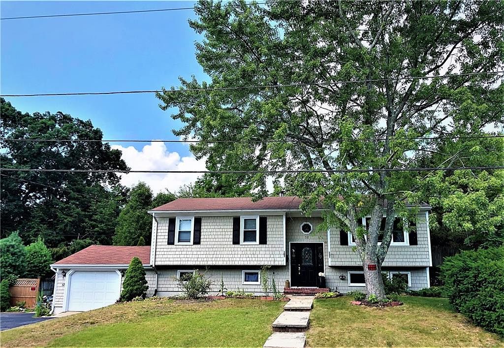 52 Andrews Ave, West Warwick, RI 02893 Zillow