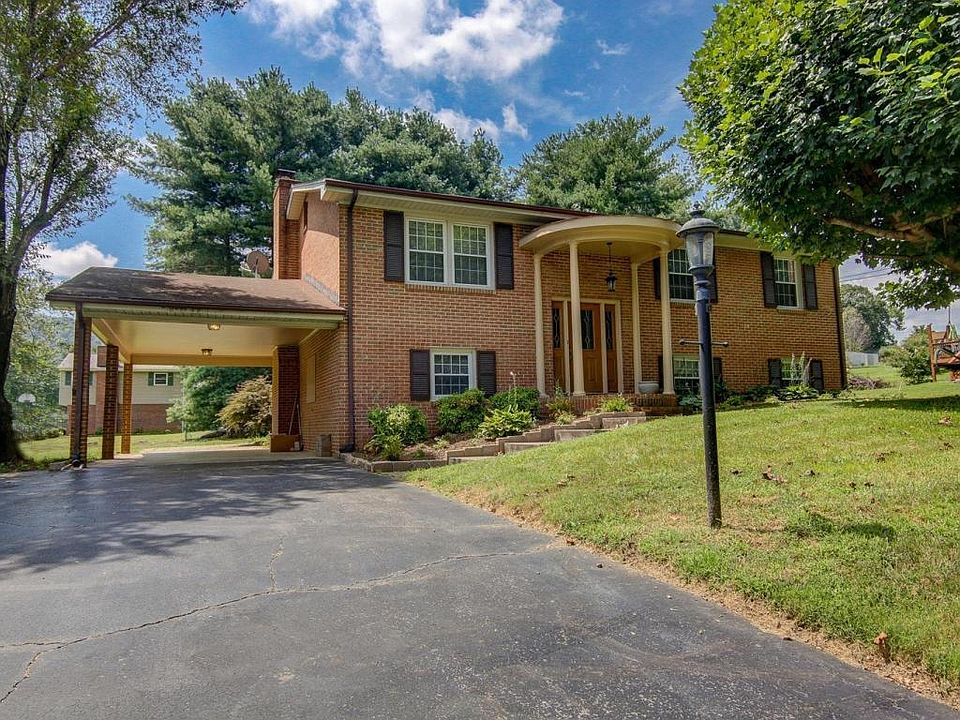 1st image of 84 Holly Ln