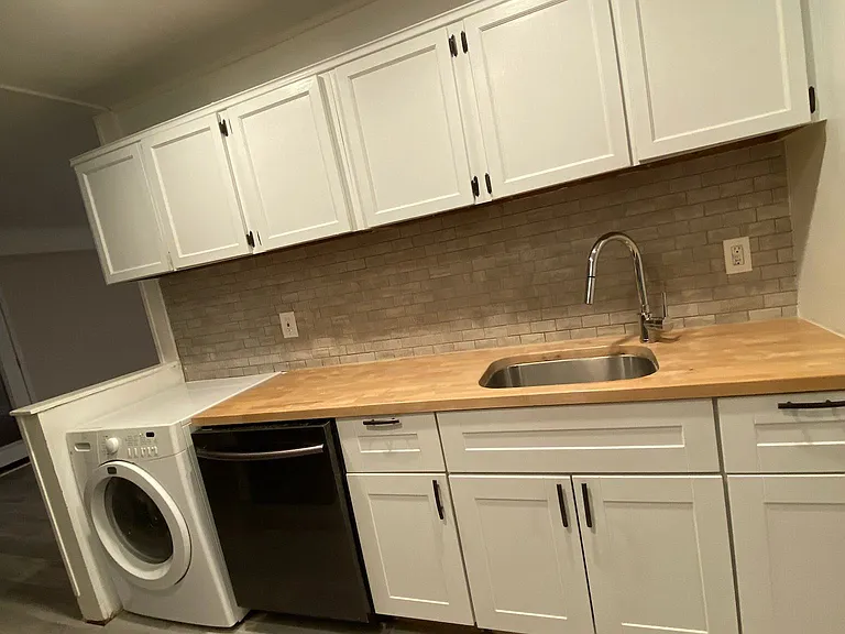 230 Hill Rise — Photo 23