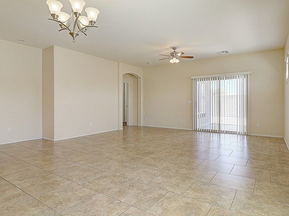 4th image of 16641 N 180th Dr