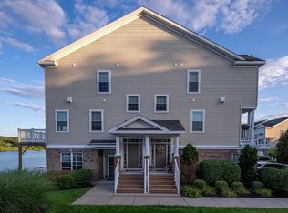 4208 Admirals Walk Dr, Cohoes, NY 12047