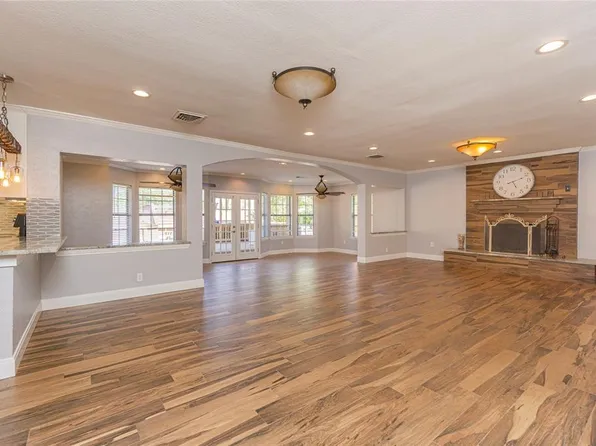 4425 Burditt St, Santa Fe, TX 77510