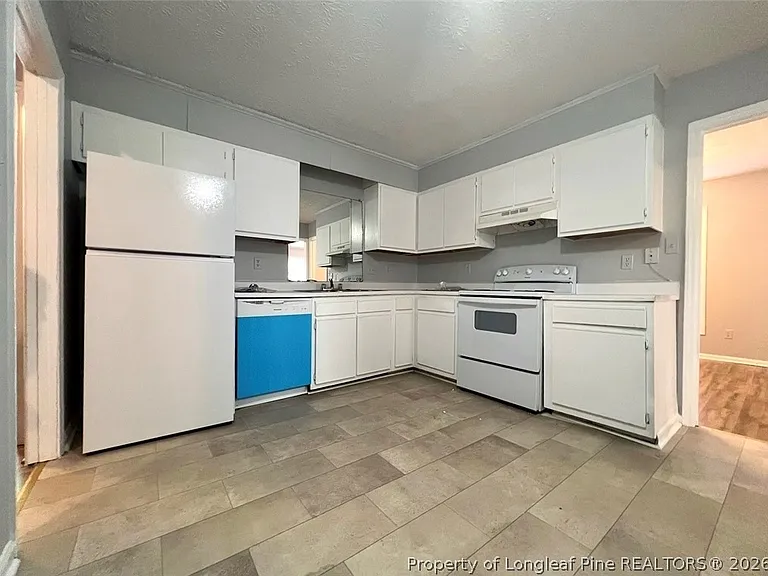 7013 Darnell St — Photo 4