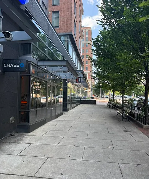 2502 N Calvert St #1 — Photo 34