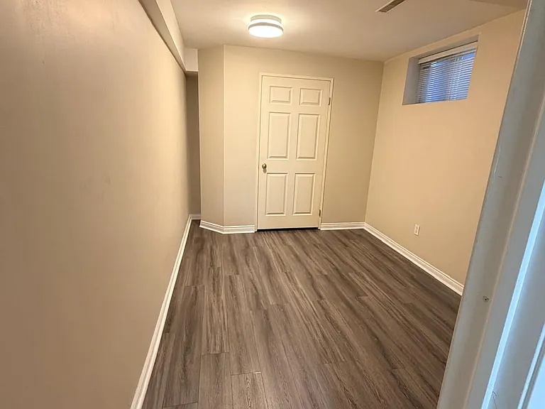 392 East Ave #BASEMENT — Photo 6