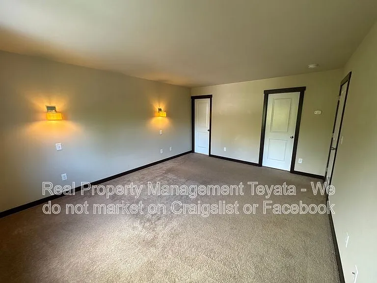418 Jeff St — Photo 10