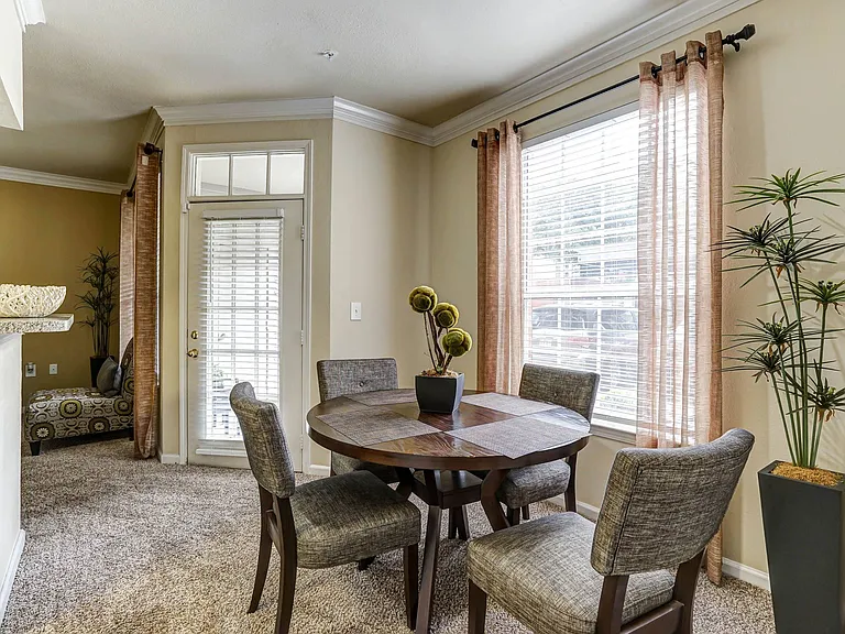 Montfort Place Apartments — Photo 7