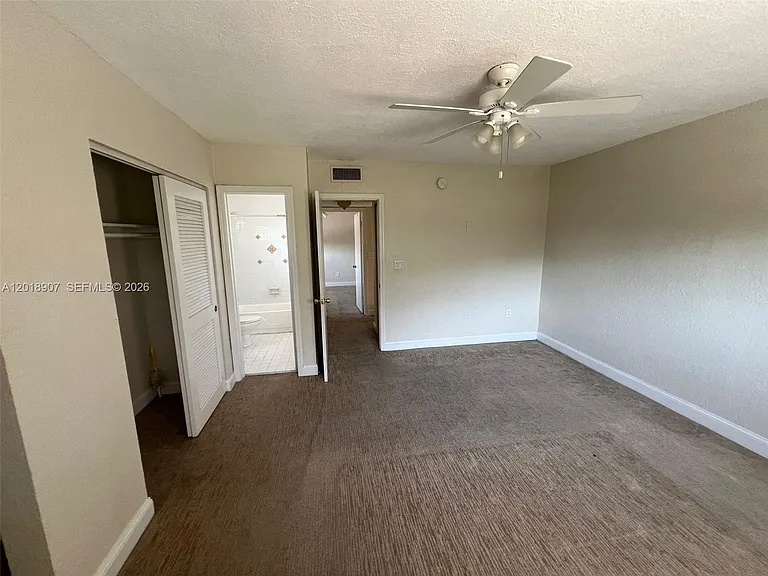 8600 SW 67th Ave #938 — Photo 8