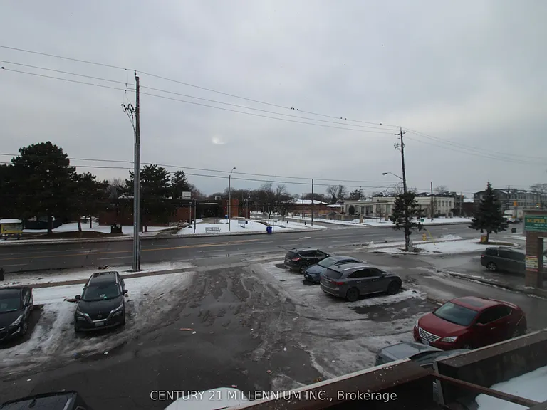 2991 Islington Ave #UPPER — Photo 8