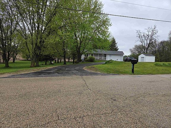 2nd image of 4680 W Rutland Road