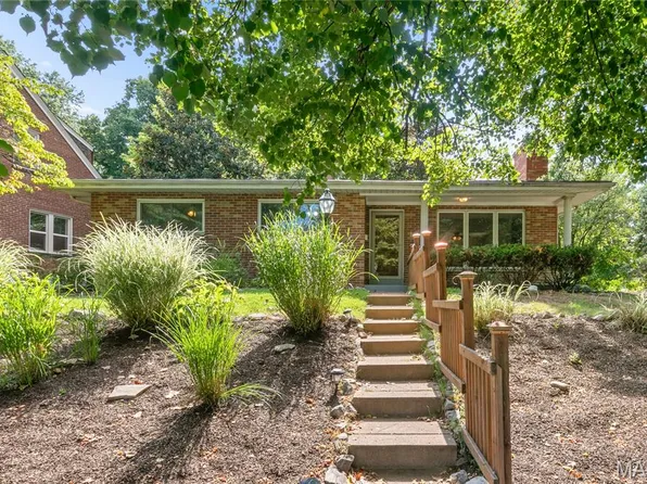 1043 Midland Blvd, Saint Louis, MO 63130