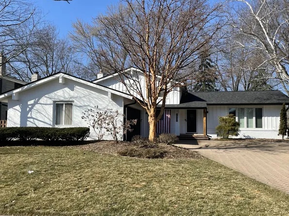 1537 N Columbia St, Naperville, IL 60563