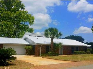 117 N 36th St, Mexico Beach, FL 32456