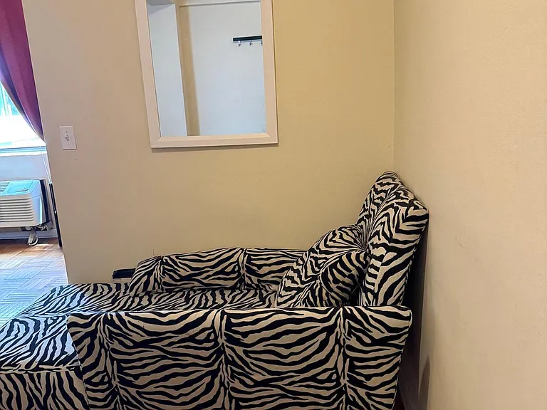 2141 I St NW #516 — Photo 5