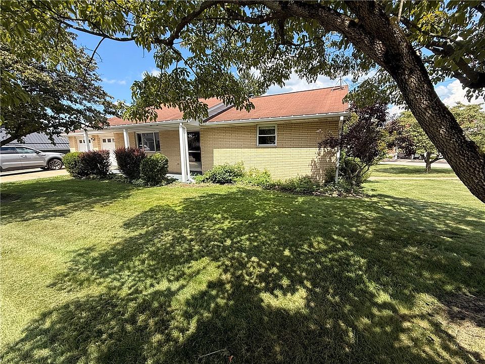 1st image of 200 Social St