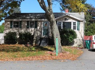 74 Wedgemere Dr, Lowell, MA 01852