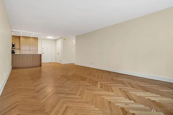 Rented by Anchor Associates | media 24