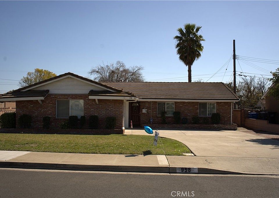 1st image of 958 Patrick Ave
