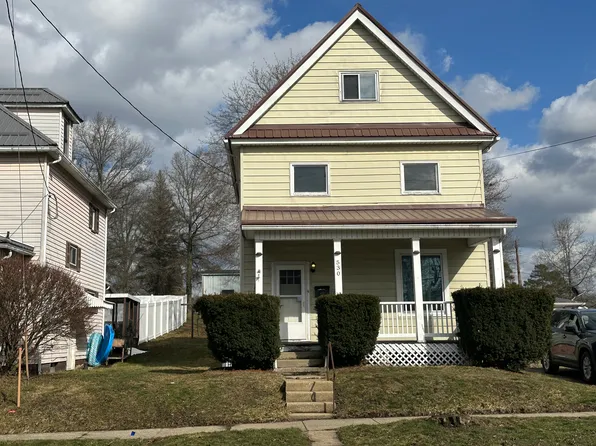 530 1st St, Du Bois, PA 15801