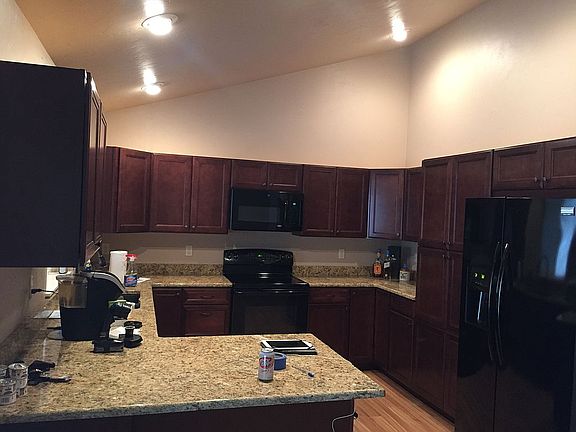 3rd image of 387 E Many Lakes Dr
