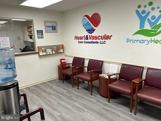536 Walnut Ln #MEDICAL OFFICE — Photo 6
