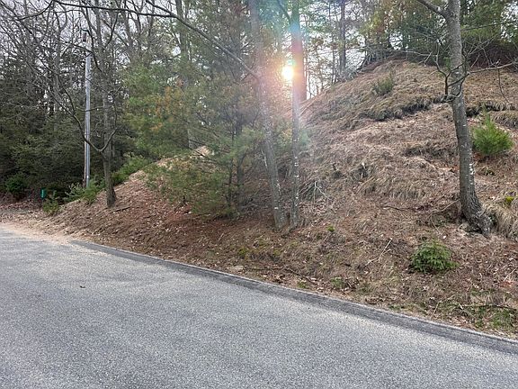 4th image of Vl N Montgomery Blvd