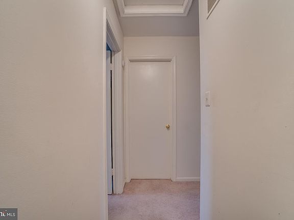 3rd image of 6843 Cottingham Ln