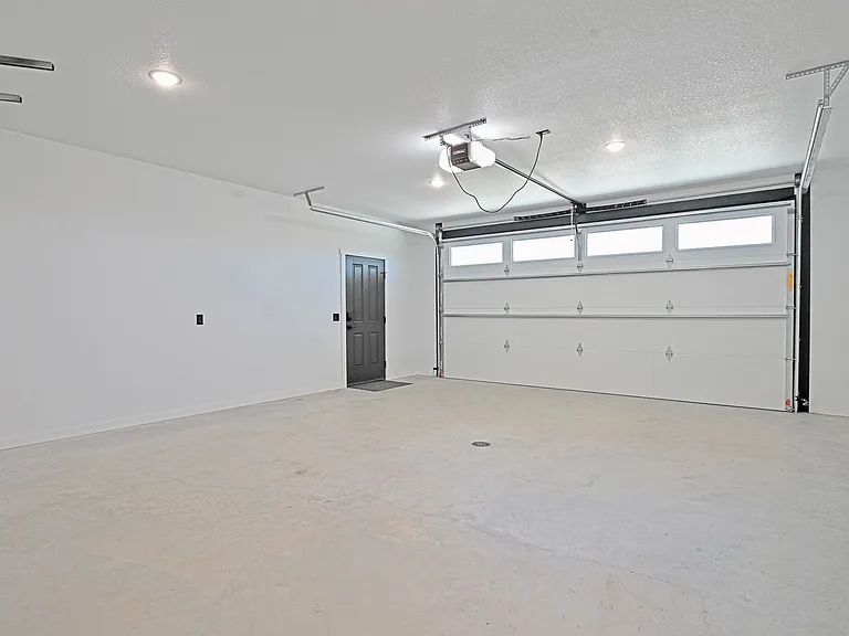1495 Oxbow Dr — Photo 52